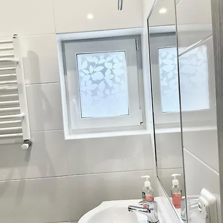 Apartment U Lucyny I Lecha Łukęcin