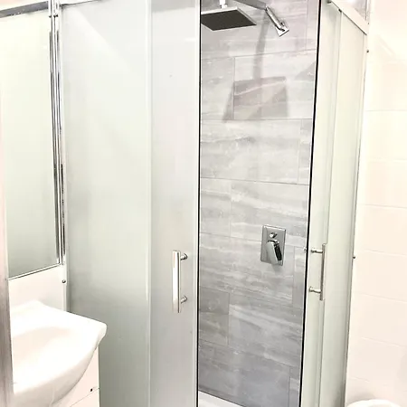 U Lucyny I Lecha 아파트