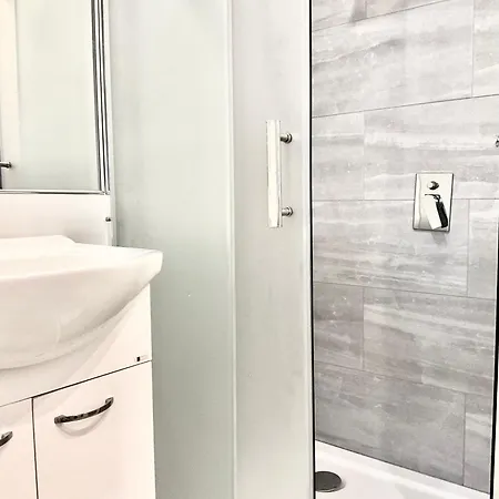 아파트 U Lucyny I Lecha *